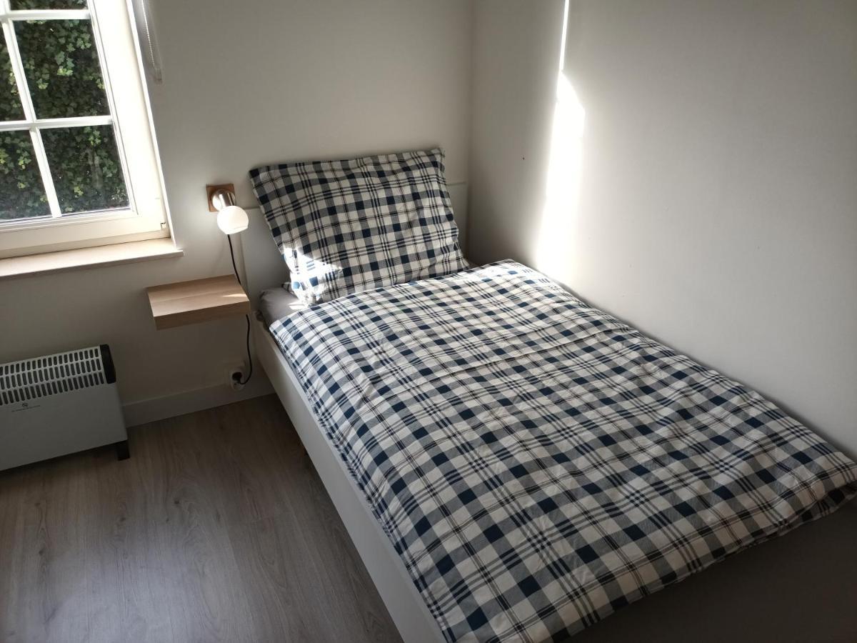 Kanaalzicht21 *